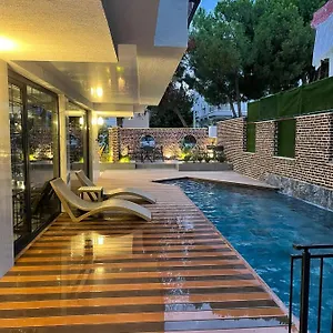 Estera - Muhafazakar Halal Antalya