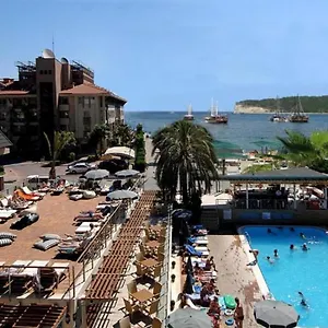 4* فندق Ambassador &